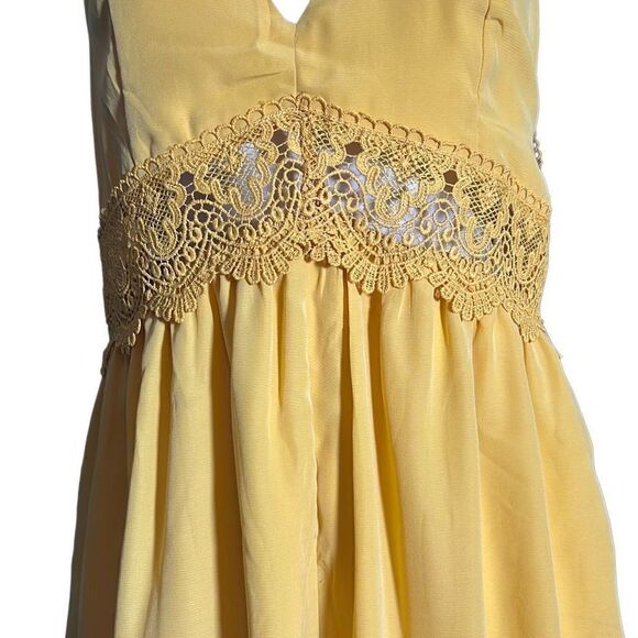 Love Tree Women's Sleeveless Crochet Open Back Yellow Romper Size S NWT - Picture 11 of 13